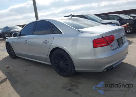 2014 Audi S8 4.0T z USA, uszkodzony, nr VIN WAUD2AFD7EN003190